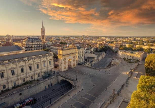 * F3 Haussmannien, Centre-Ville, 4 Pers, Wifi * Montpellier Dış mekan fotoğraf